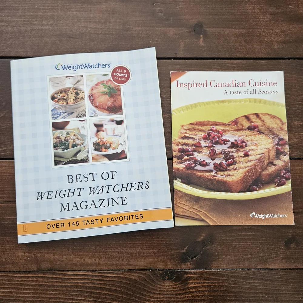 Best of Weight Watchers Magazine & Inspired Canadian Cuisine Set of 2 Cookbooks - Picture 1 of 10